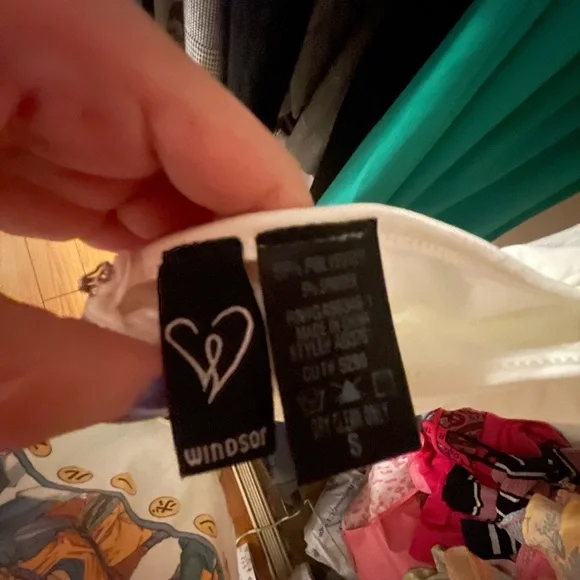 Dress - Picture 4 of 6